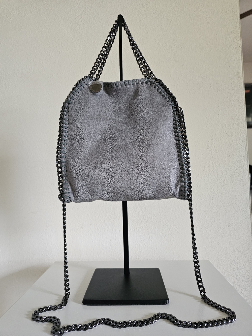 Gray Chain-Trim Suede Crossbody Bag - Picture 2 of 11